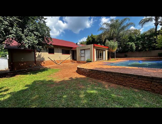 3 BEDROOM HOUSE FOR SALE IN SAFARI GARDENS